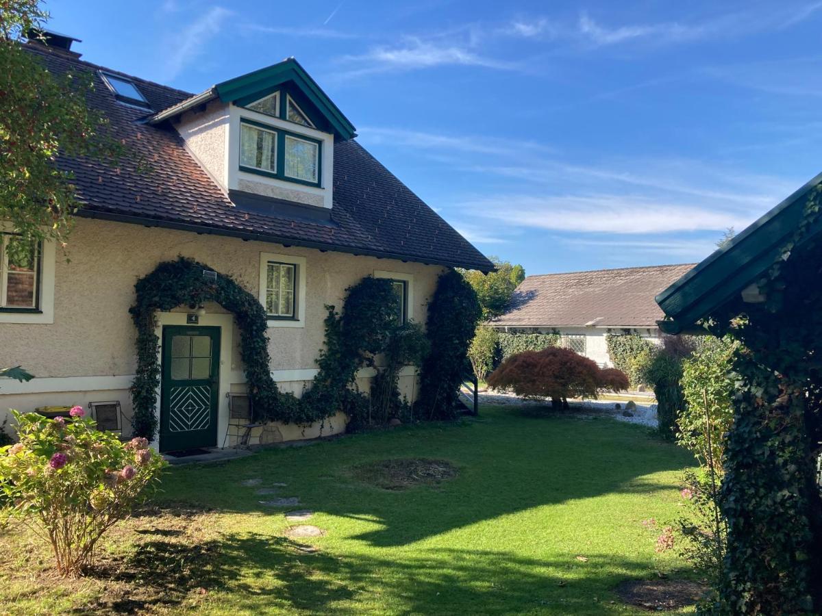 Haus Mit Sauna Und Privatem Badeteich In Anif Bei Salzburg Exteriör bild