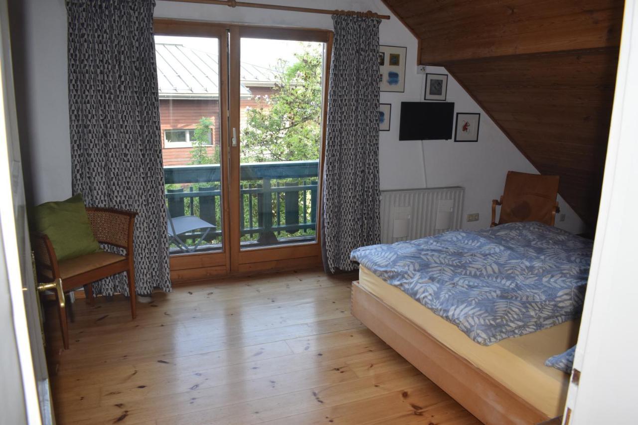 Haus Mit Sauna Und Privatem Badeteich In Anif Bei Salzburg Exteriör bild
